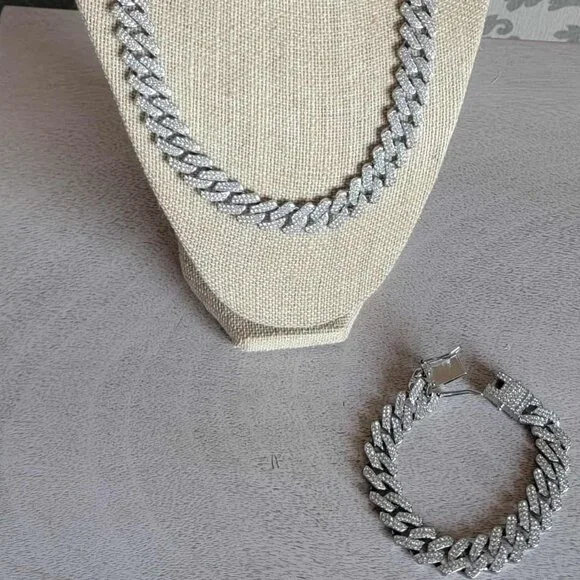 Unisex Stainless-Steel Necklace and Bracelet Set - Picture 5 of 5
